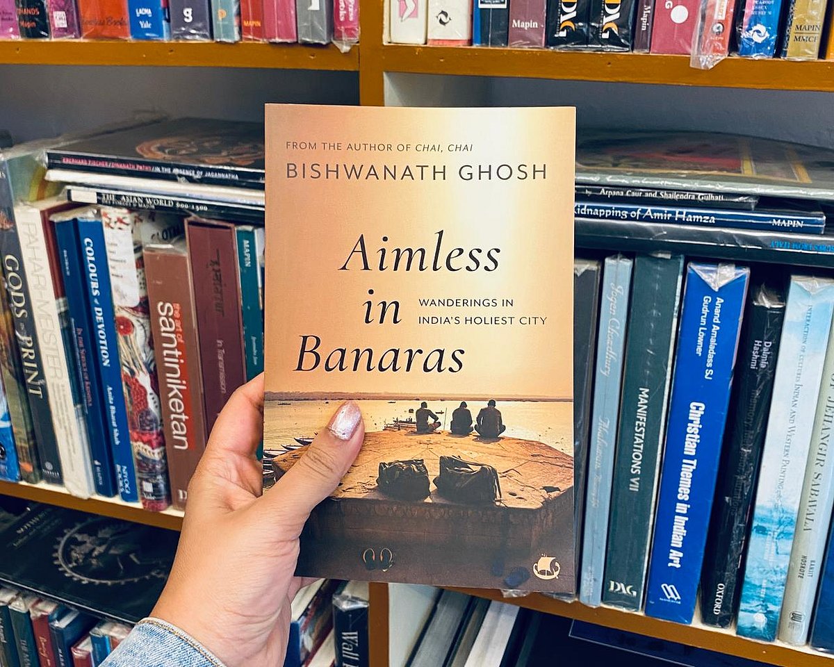 Bookstores and cafés tucked into the lanes around Assi Ghat are part of the city’s relaxed backpacker culture