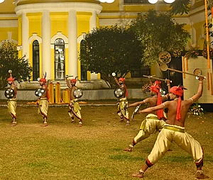 thegreateasternepicschhau/Instagram : The Great Eastern Epics - Chhau Festival at Belgadia Palace