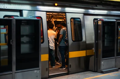 Unsplash : (Representational Image) Delhi Metro’s Pink Line now forms India’s first operational Ring Metro