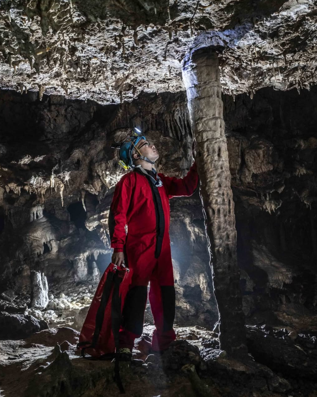 Gerald Samuel caving at Krem Dam