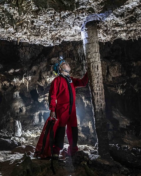 Gerald Samuel caving at Krem Dam