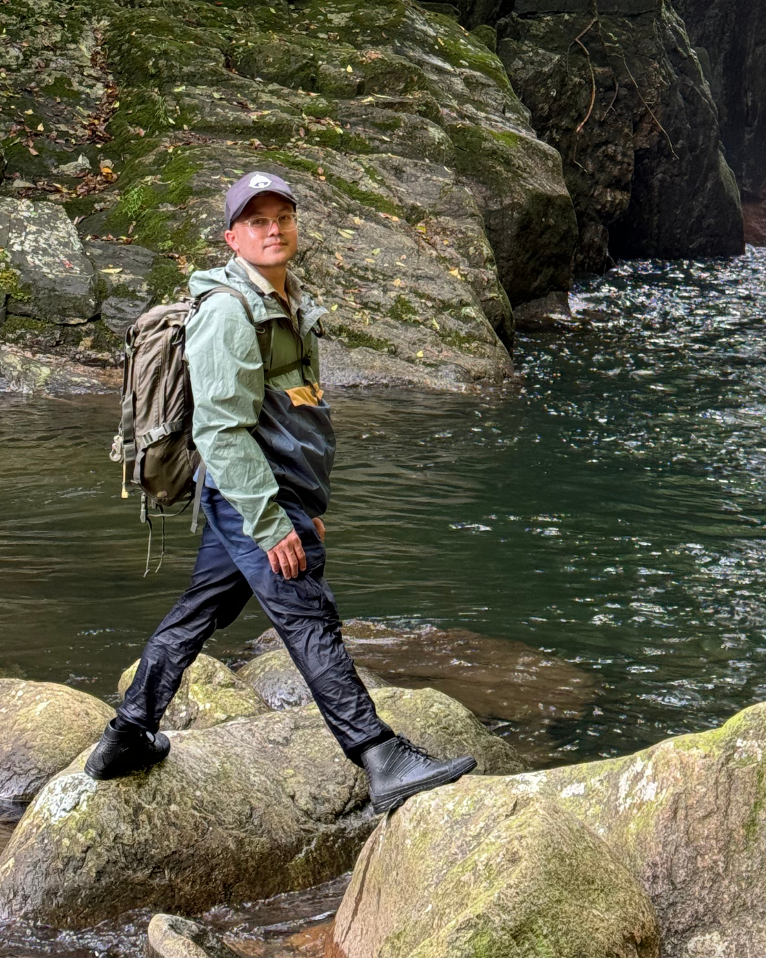 Gerald Samuel Duia at Canyon in Syntung Village