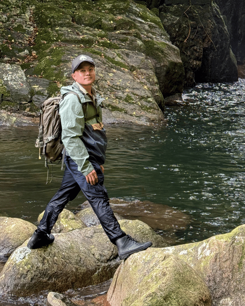 Gerald Samuel Duia at Canyon in Syntung Village