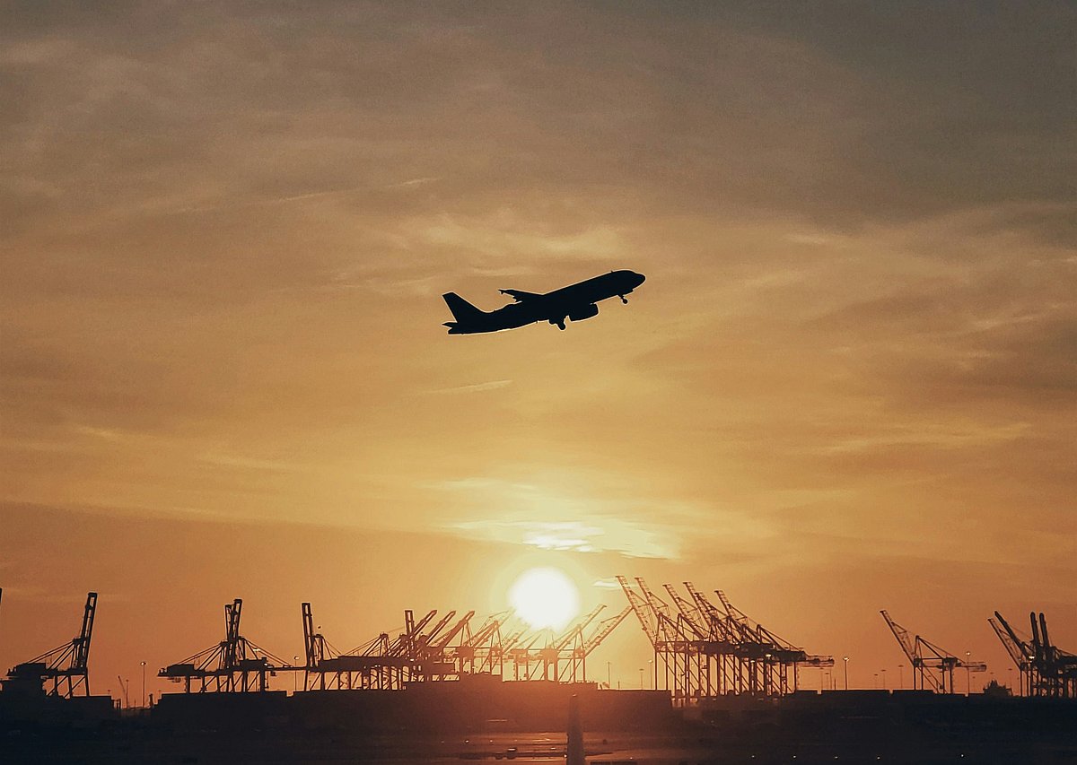 Gulf Travel Eases Slightly As India Steps Up Evacuations