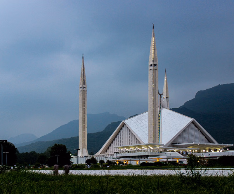 Director Aditya Dhar recreated Pakistan in Dhurandhar 2 using locations across India