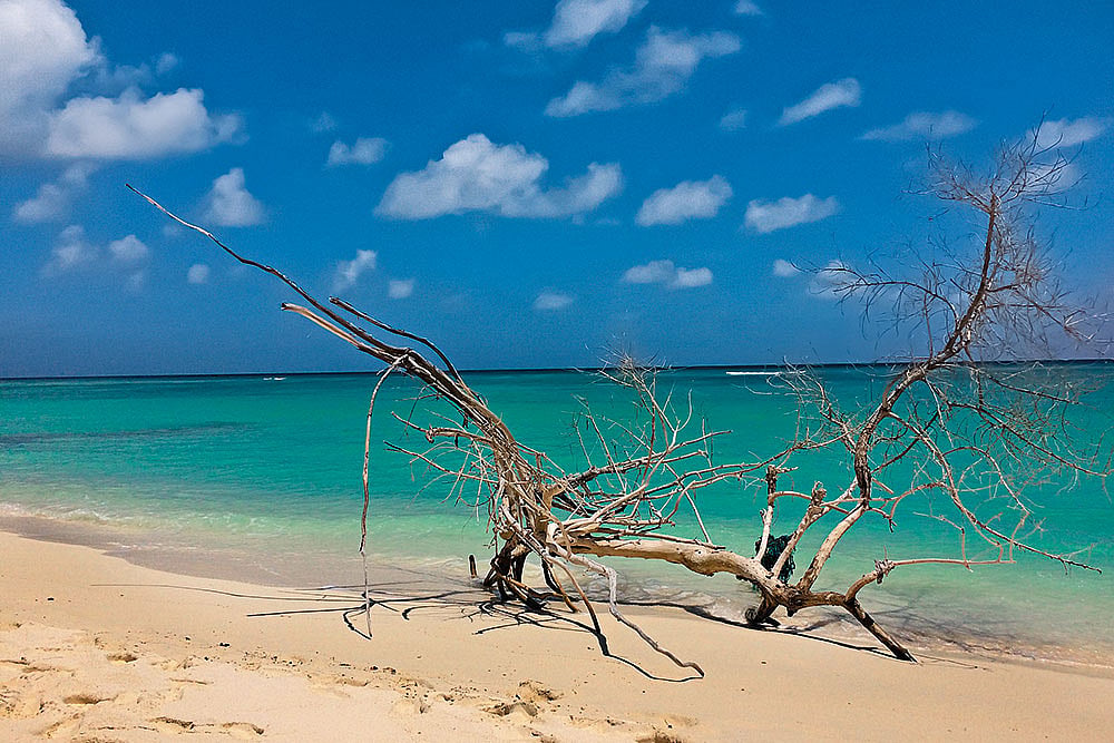 Wake up to blue horizons in Kadmat Island