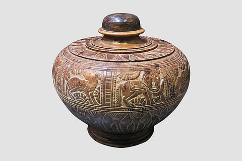 A reliquary unearthed at Sonari