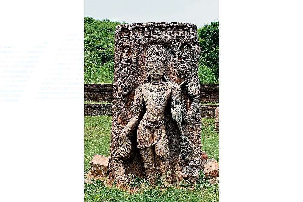 Entrance to the main gate of Ratnagiri