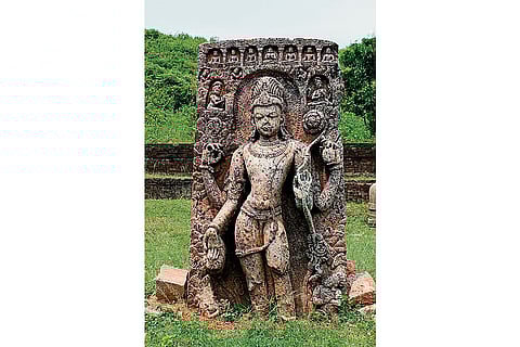 Entrance to the main gate of Ratnagiri