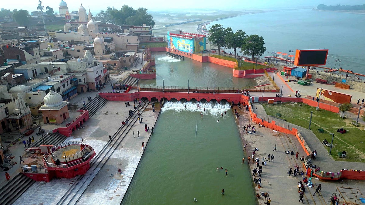 Aerial view of Ayodhya featuring Ram Mandir, Hanuman Garhi and Ram ki Paidi ghats