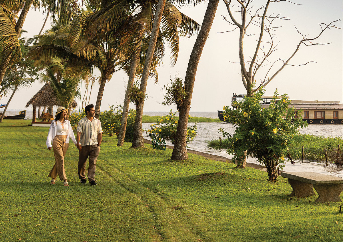 CGH Earth : Coconut Lagoon