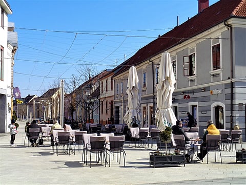 Open-air cafés in Čakovec, Croatia