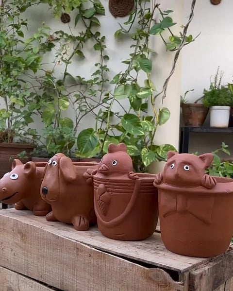 In Gorakhpur, skilled local artisans use specialised Kabis clay to craft items