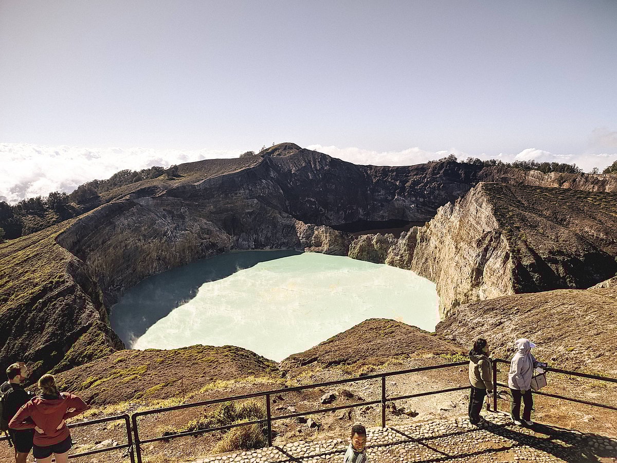 Reaching the lakes does not require a hard trek