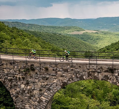 The Parenzana Trail near Karojba offers one of the most scenic cycling routes in Central Istria, especially when you cross the historic Sabadin Bridge