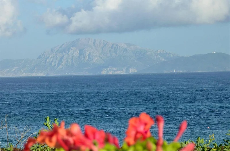 From coastal cliffs to remote mountains, Spain reveals a different kind of beauty after sunset