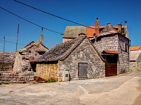 Old houses in Šolta Grohote, Hrvatska