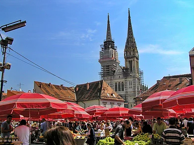 Miroslav.vajdic/Wiki Commons : Dolac Market, Zagreb