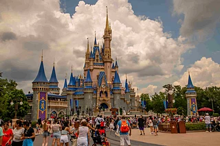 Shutterstock : Magic Kingdom at Walt Disney World