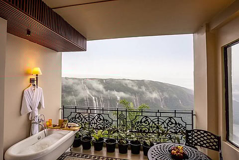Waterfall Deck Suite, Polo Resort Cherrapunji