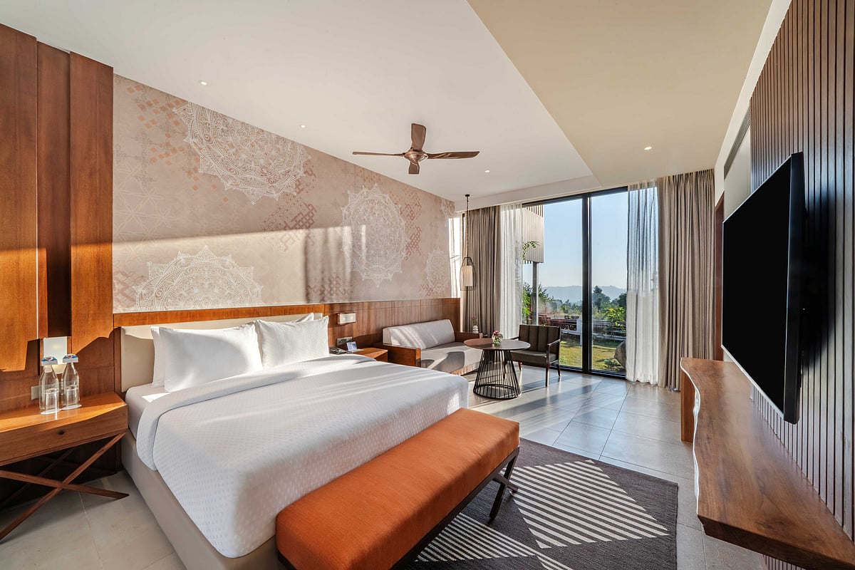 Suite with a garden bedroom at Vandhara Sarovar Premiere, Patkote