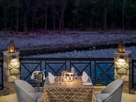 voco Jim Corbett is set by the Kosi River and surrounded by forest