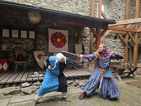 Sword-fighting theatrics at the ruins of Vítkův Hrádek