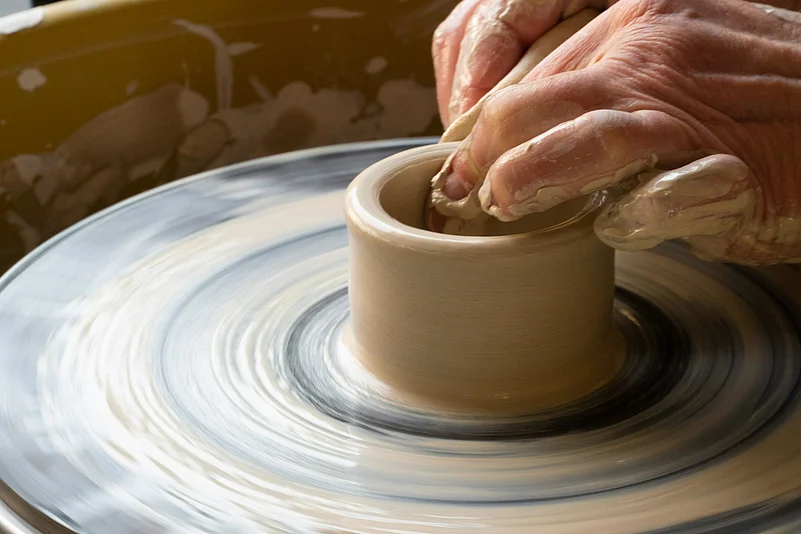 Pottery dates can be therapeautic