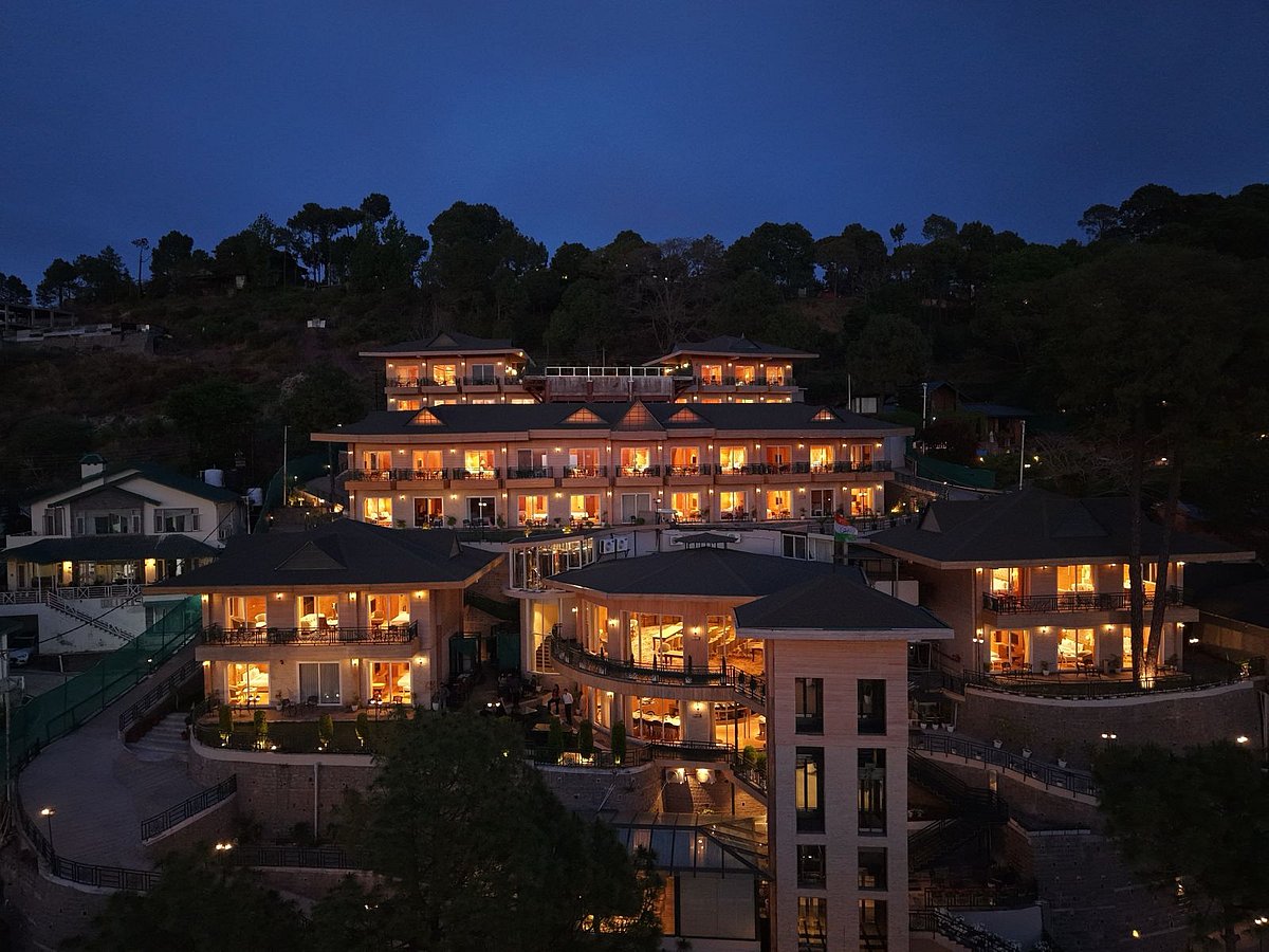 Supplied : Treetop by Eight Continents – RoyalPine Kasauli
