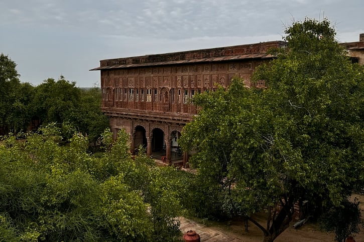 Chandelao Garh : Chandelao Garh is a heritage hotel and medieval fortress built in 1744, located in a quiet Rajasthani village 40 km from Jodhpur