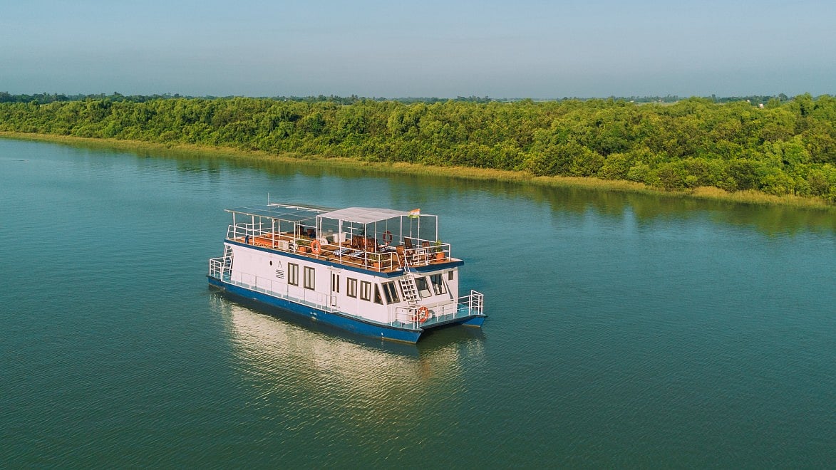 Website/Antara Cruises : Antara Cruises luxury catamaran cruises through the waterways of Bhitarkanika