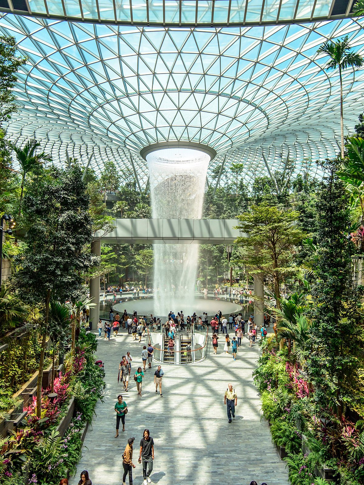 Shutterstock : Changi Airport