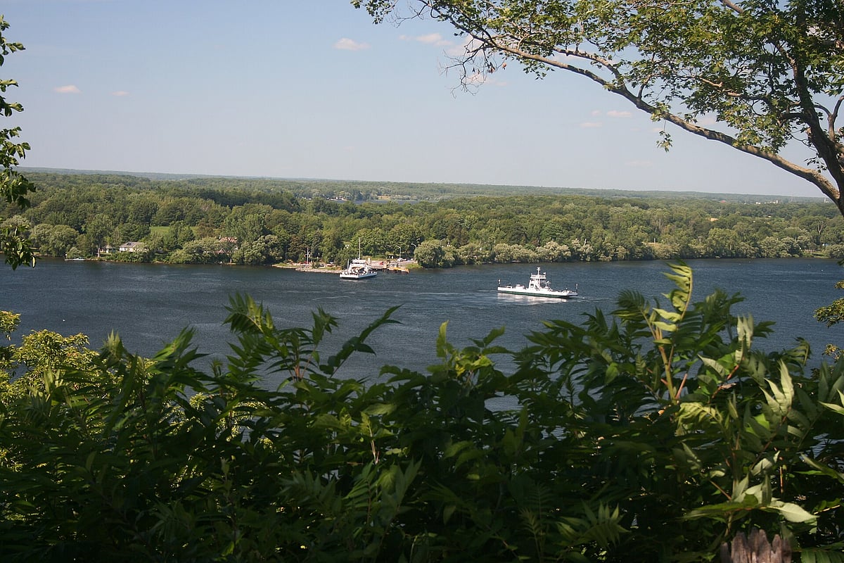Ferries on the Bay of Quinte, Prince Edward County