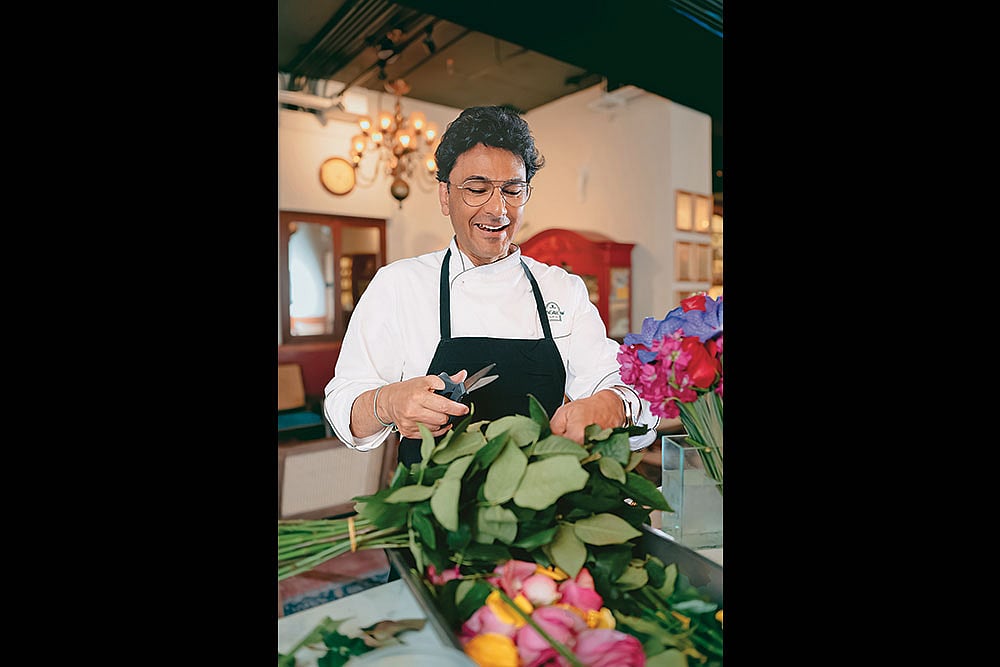 Vikas Khanna : Vikas Khanna is the first Indian chef on TIMEs 100 Most Influential list