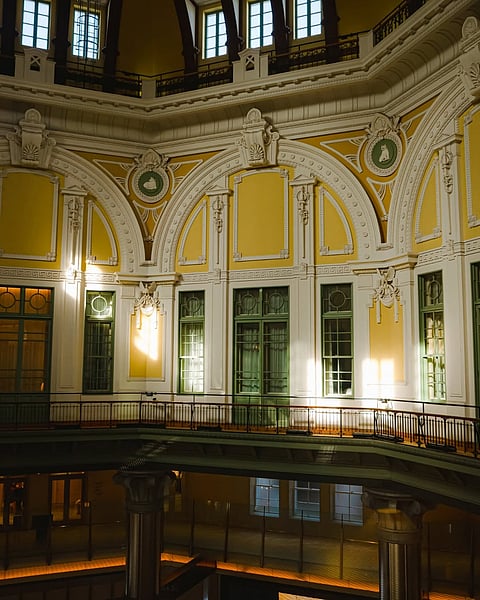 Despite being in the middle of one of the world’s busiest stations, the hotel feels quiet and controlled the moment you enter