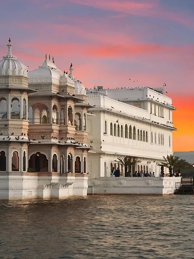 tajlakepalace/instagram : Taj Lake Palace, Udaipur
