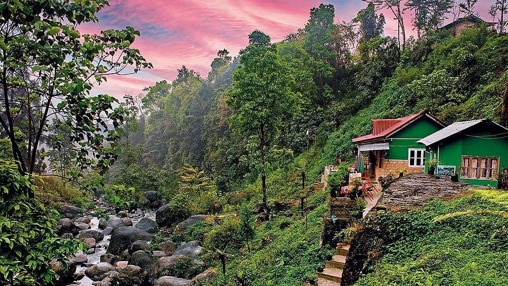 Shutterstock : A quaint homestay near Kalimpong, West Bengal