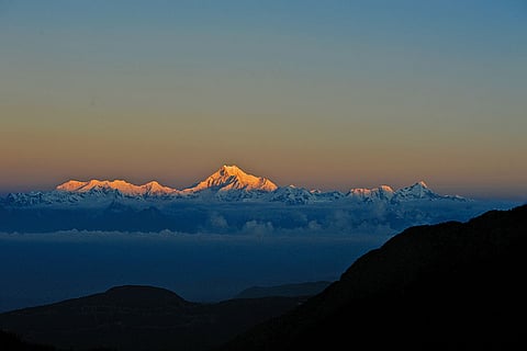 Lungthung/Sikkim: Sunrise from Lungthung, also known as Dhupidhara, a tiny hamlet on the Old Silk Route set at around 11,500 to 13,000 feet