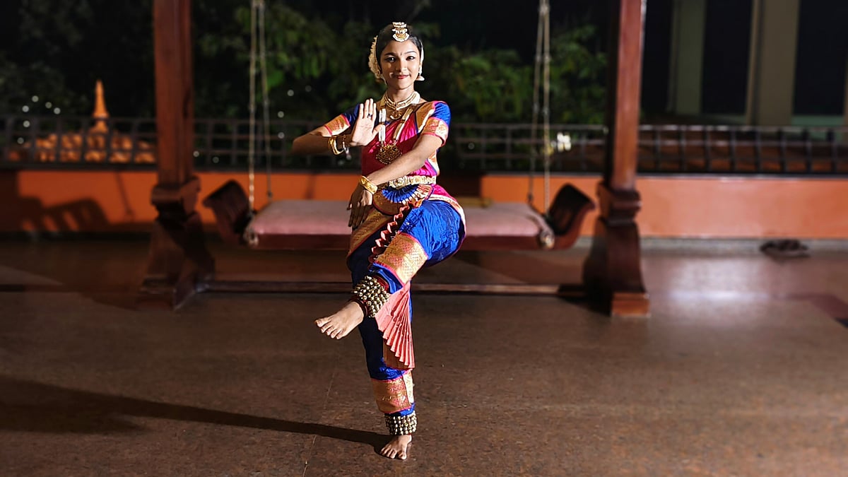 Bharatanatyam performance at the lobby
