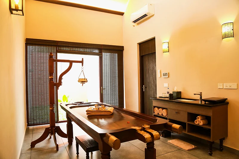 A spa room at Niraamaya Retreats Backwaters & Beyond