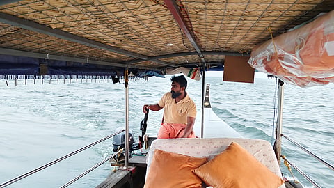 The boatsman gave us a tour of the Vembanad Lake