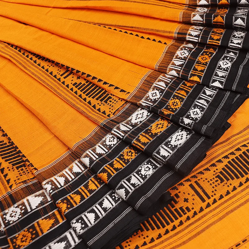 Known for its intricate motifs and tie-dye techniques, Habaspuri handloom reflects the rich weaving traditions of western Odisha and its enduring cultural heritage.
