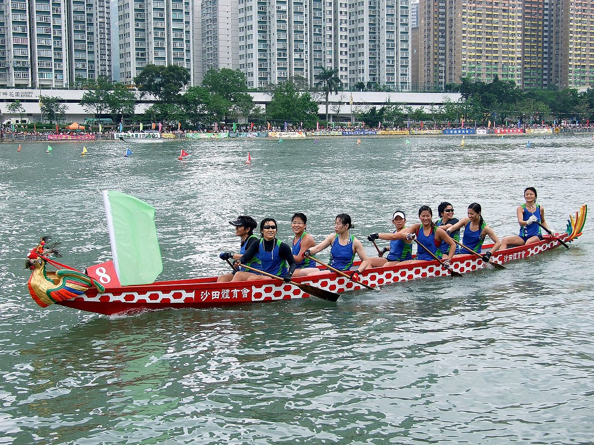 Chong Fat/Wiki Commons : The Hong Kong Dragon Boat Festival is one of the most anticipated traditional celebrations 
