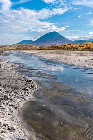 Shutterstock : Ol Doinyo Lengai, Tanzania