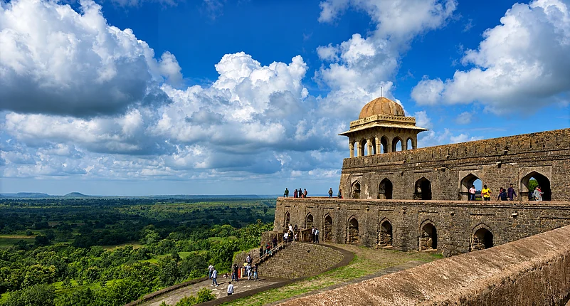 Rani Roopmati Palace in Mandu, Madhya Pradesh, where the enduring legend of Rani Roopmati and Baz Bahadur continues to echo through the historic hilltop ruins.