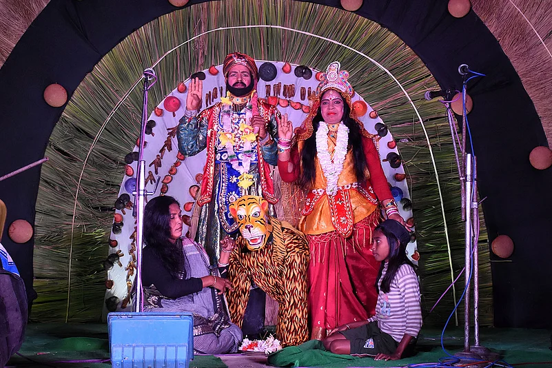 A living stage tradition that continues to captivate audiences across West Bengal and Odisha.