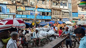 Pexels : street market in old delhi