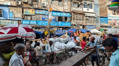 Pexels : street market in old delhi
