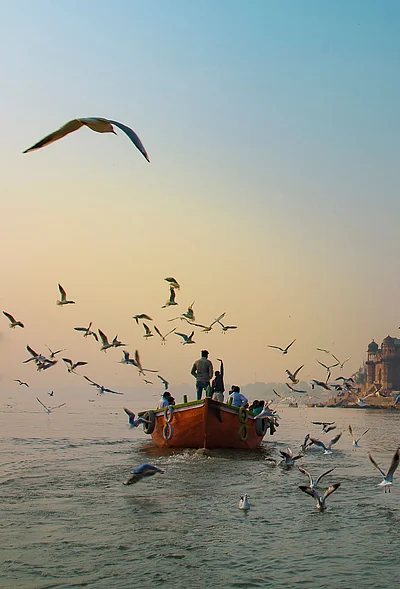 Shutterstock : Varanasi, Uttar Pradesh