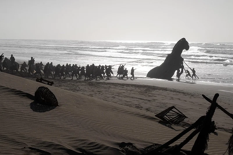 Dramatic coastlines provide a cinematic backdrop for some of the films most memorable seafaring scenes.